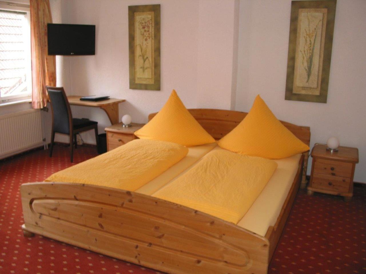 Hotel Gaestehaus Theresia Garni Muhlheim an der Donau Exterior photo